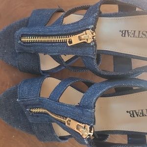 NWOT..Blue Jean Platform shoes